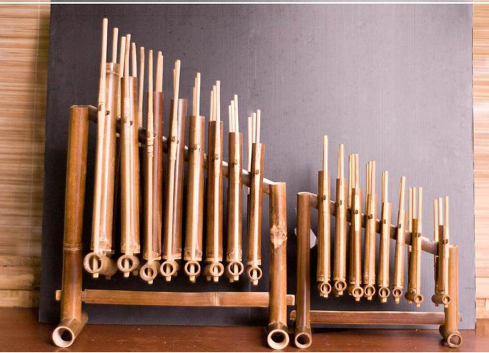 آنگوکلانگ Angklung