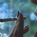 مصرف سیگار زنان