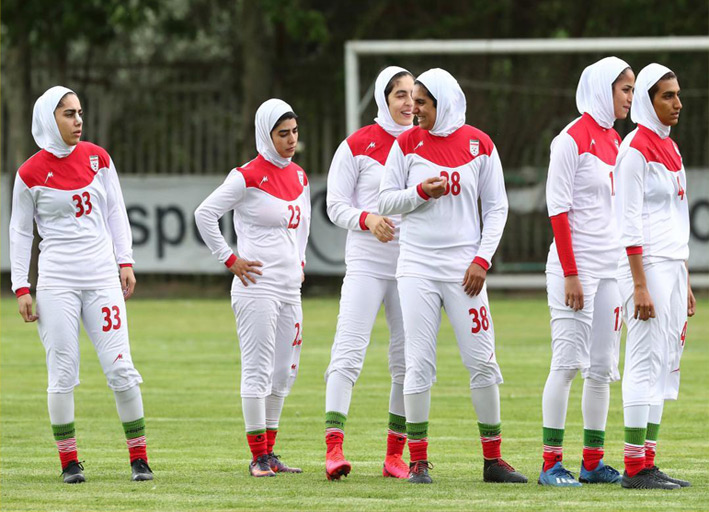 تیم ملی فوتبال زنان