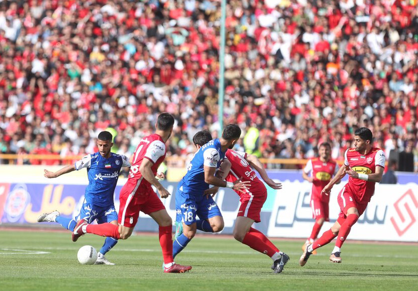 سلام پرسپولیس به صدر با فتح داربی ۱۰۰ 3 بازی استقلال و پرسپولیس