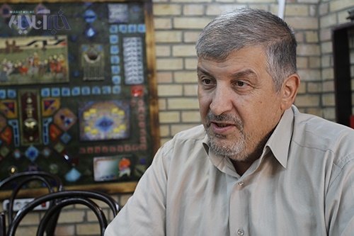 منصور حقیقت‌پور، فعال سیاسی اصولگرا