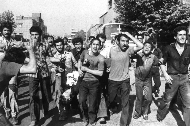 جنایت پهلوی در میدان و خیابان ژاله